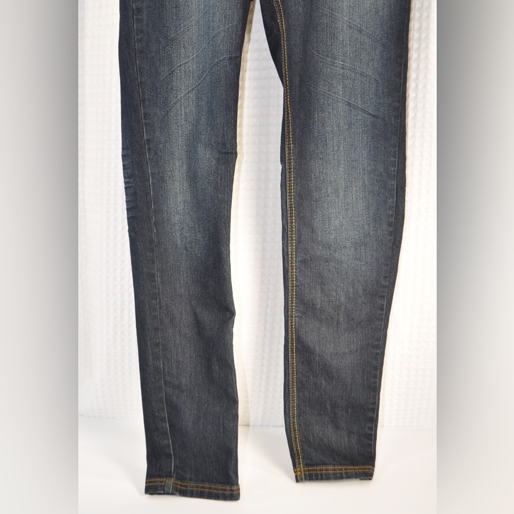Vintage Rocawear Jeans Women’s Size 11/12. - Picture 4 of 9